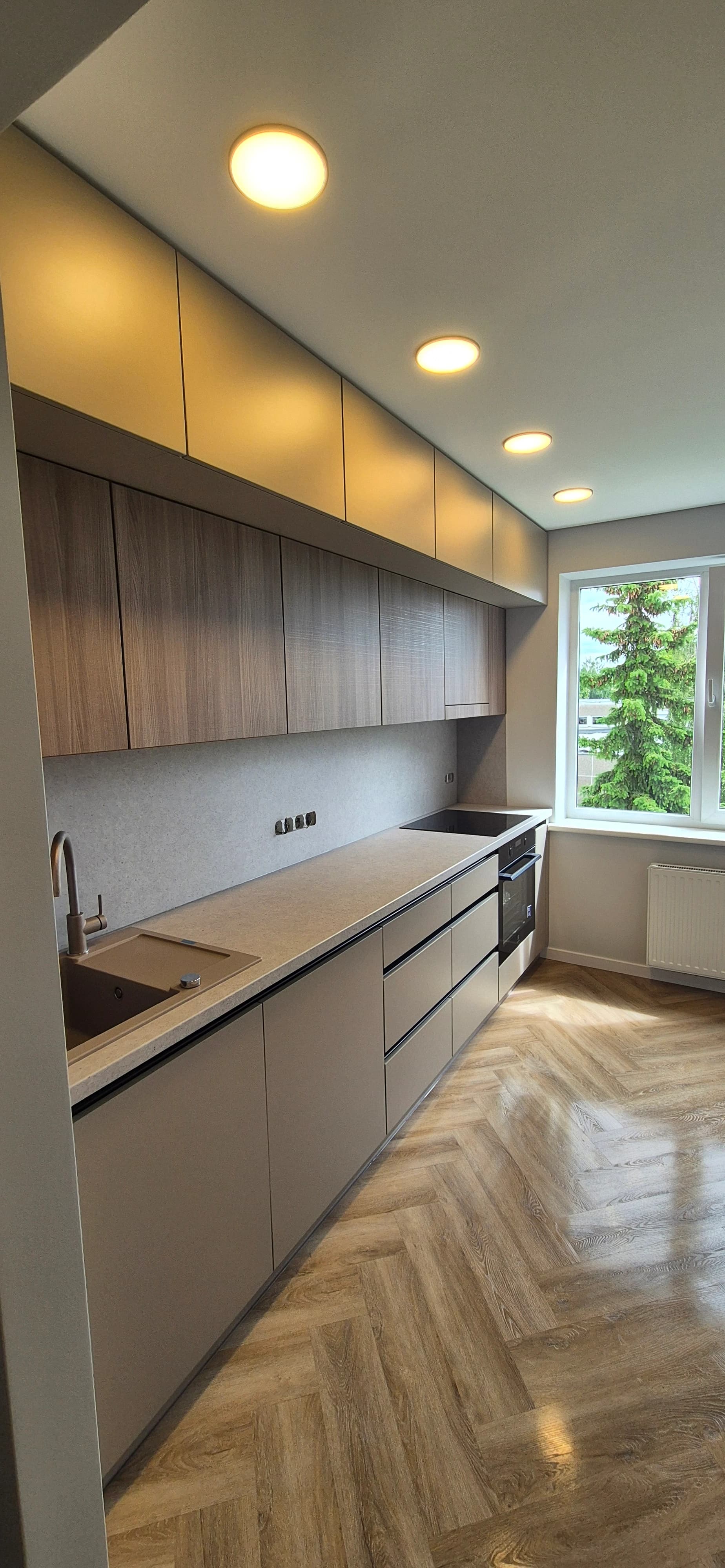 Apartment cleaning after construction (marble finishes)