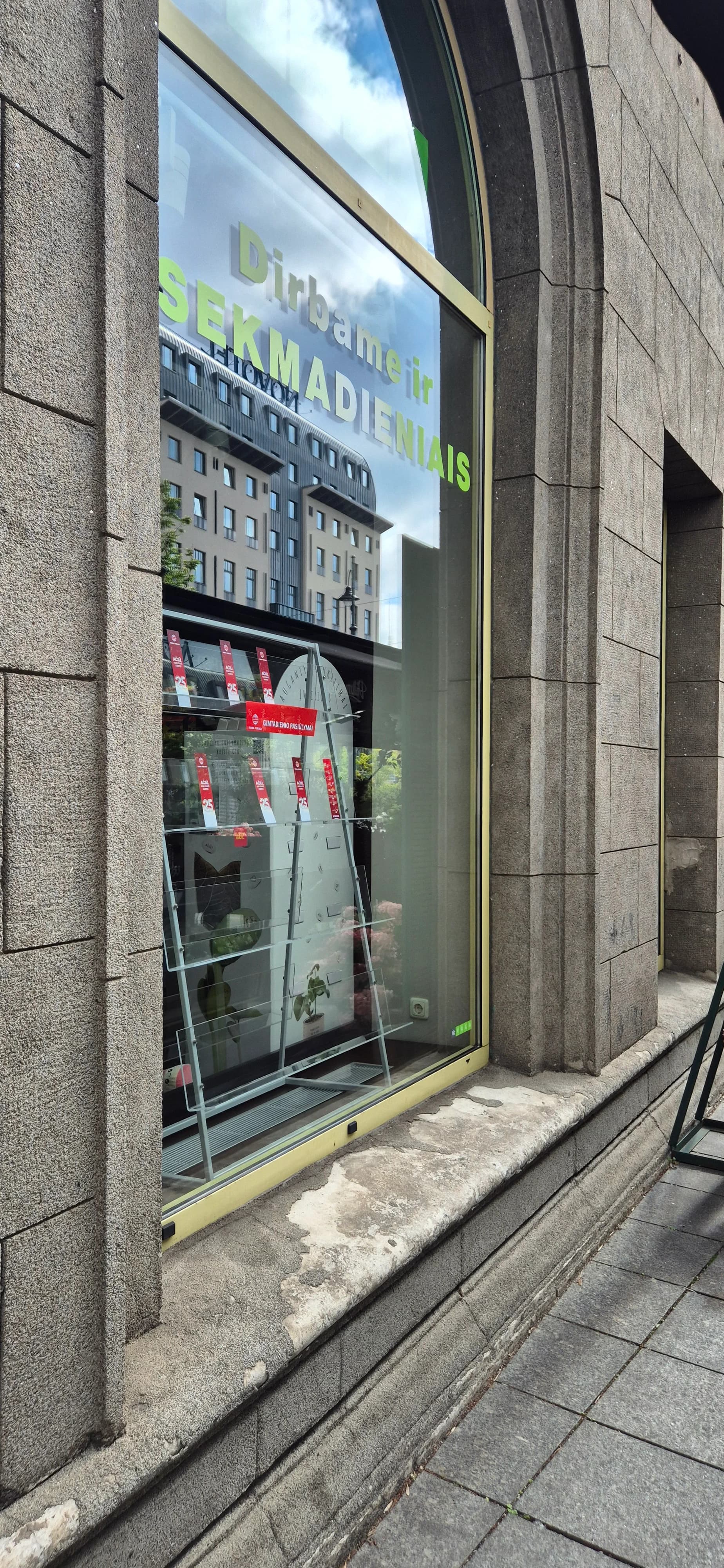 Bookstore window cleaning