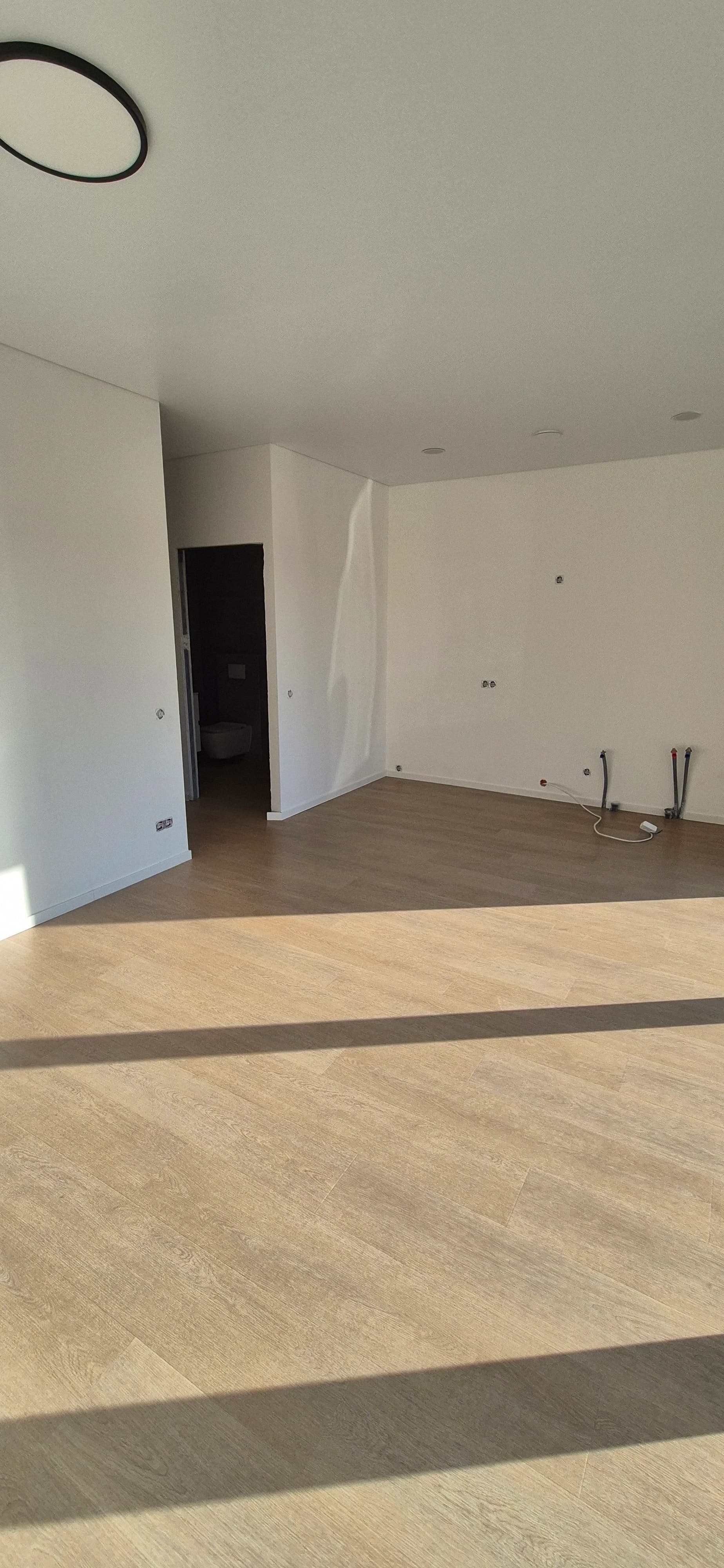 Cleaning of a newly built apartment