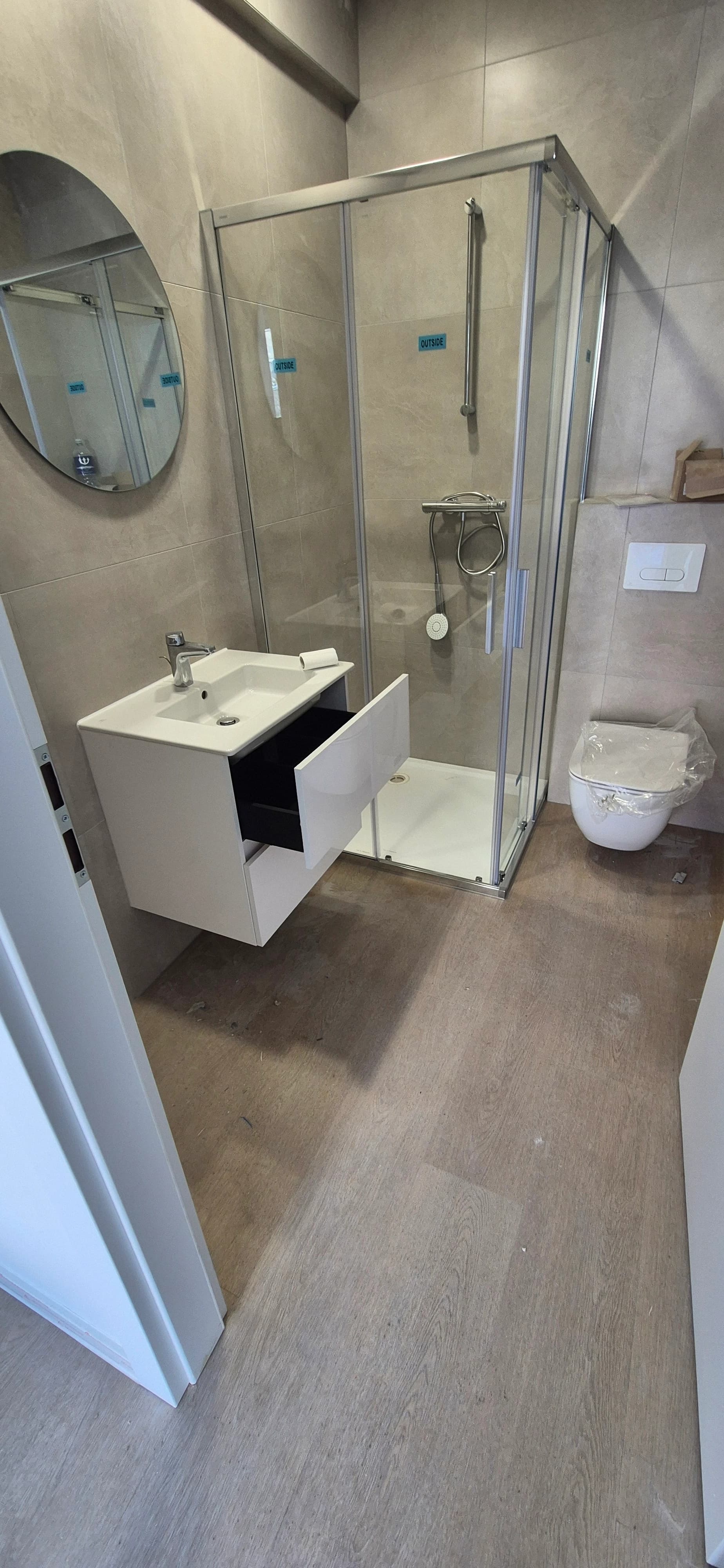 Apartment cleaning after construction