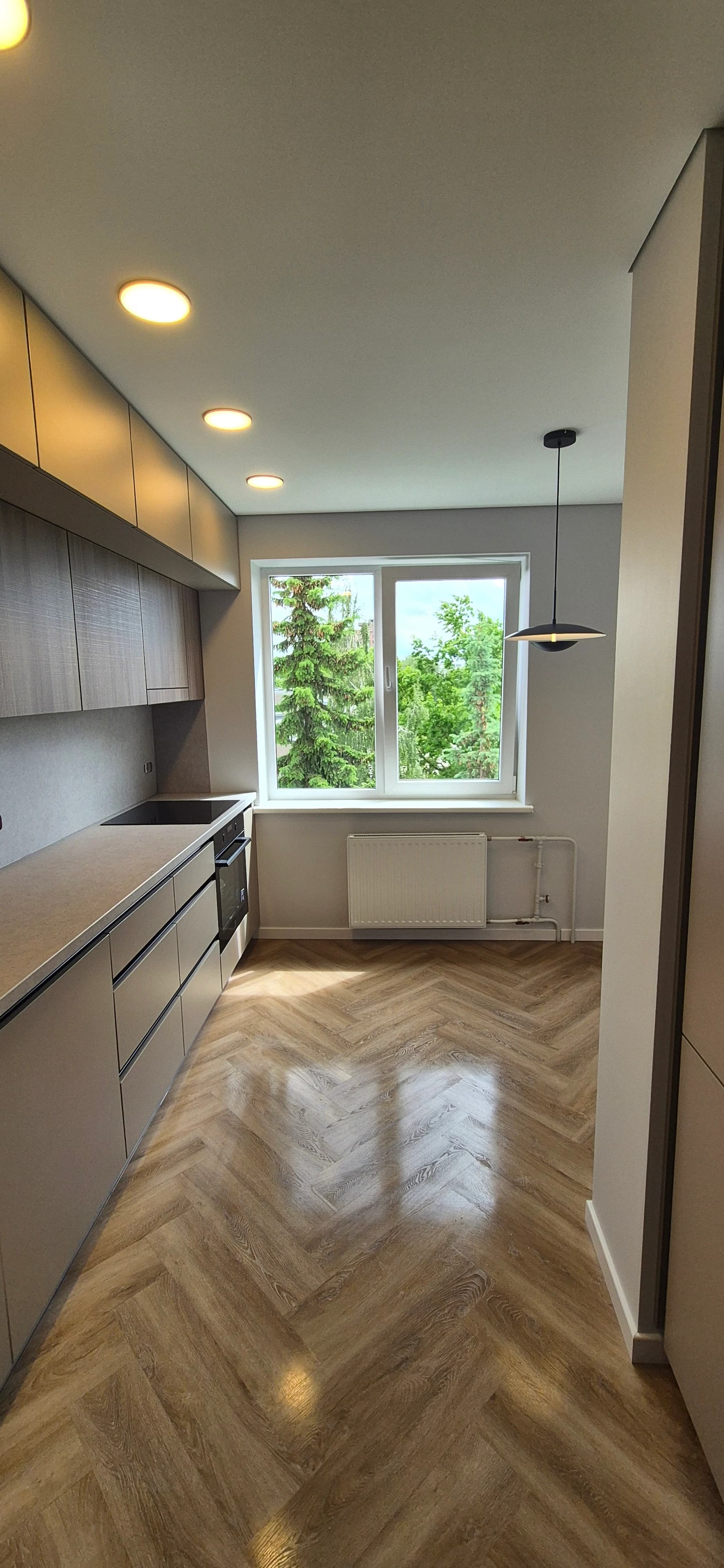 Apartment cleaning after construction (marble finishes)