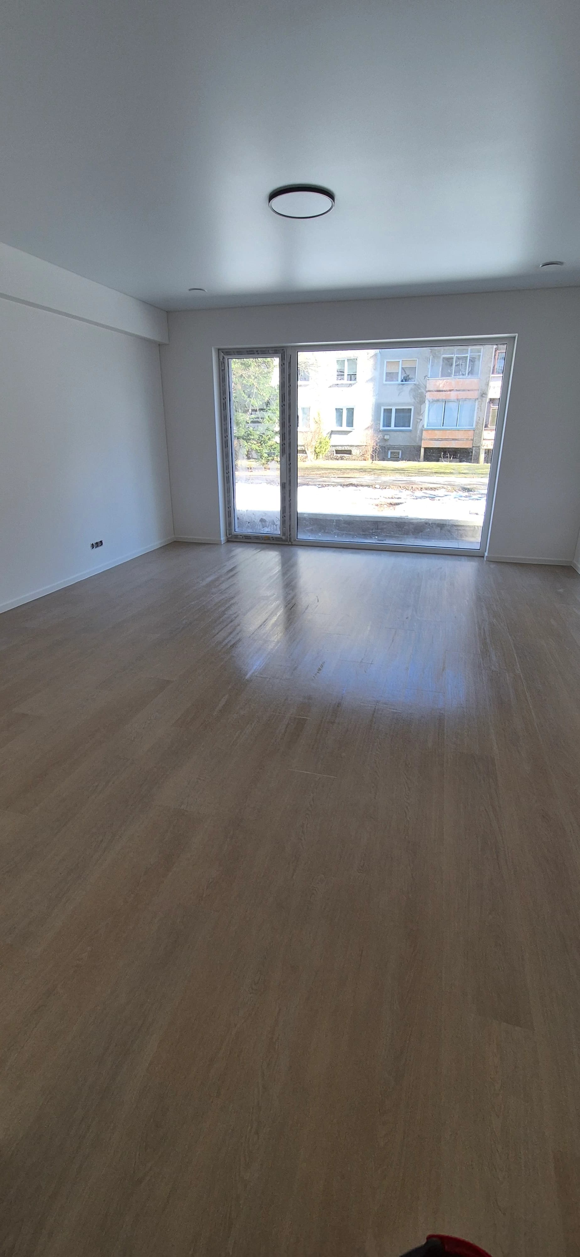 Cleaning of a newly built apartment