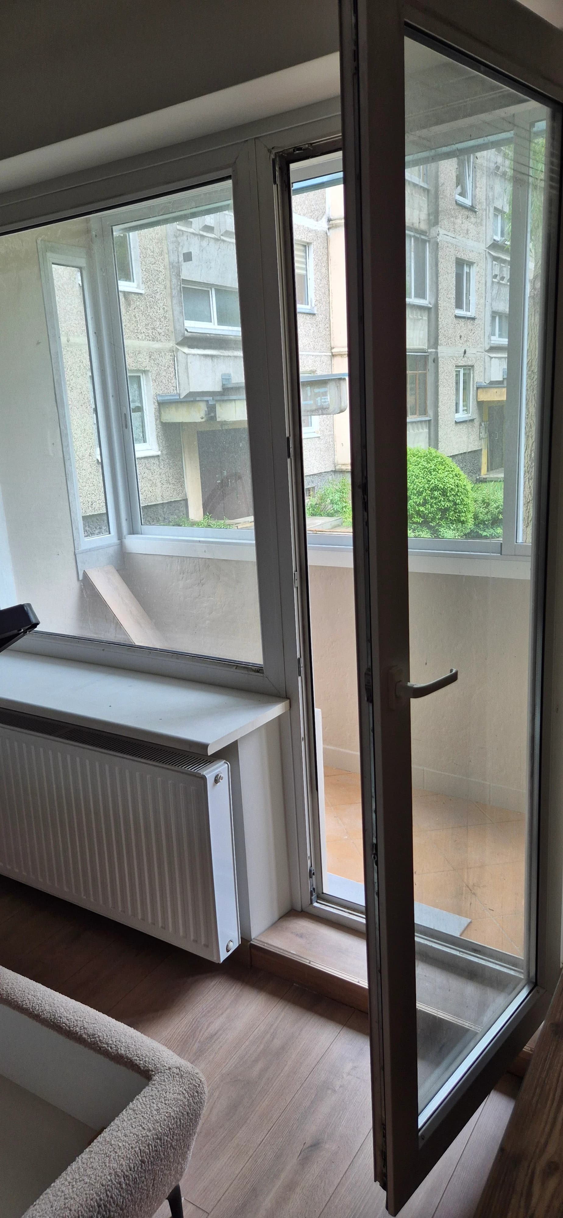 Apartment cleaning after renovation
