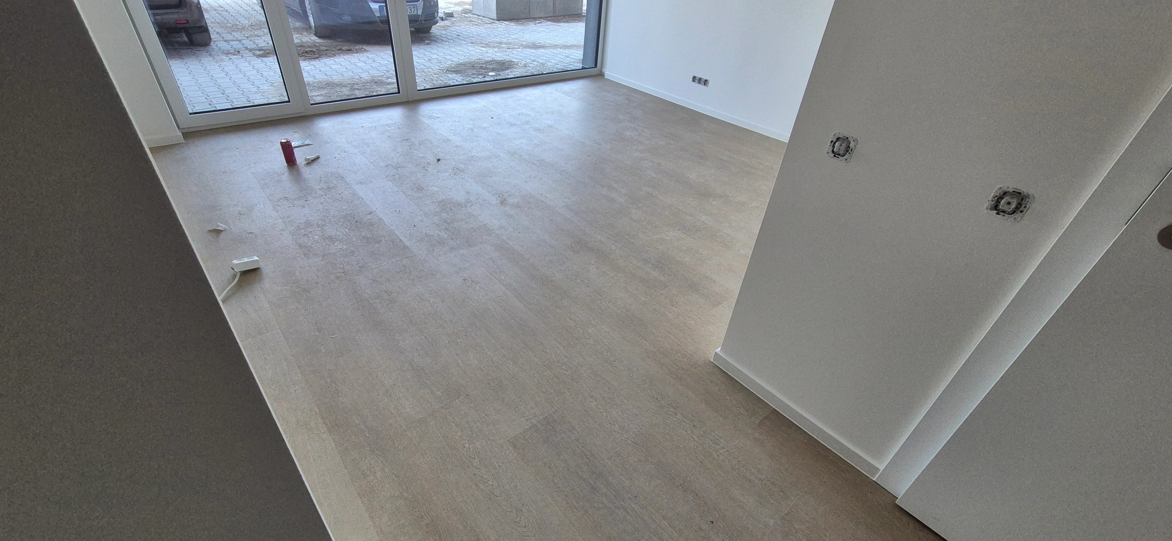Cleaning of a newly built apartment