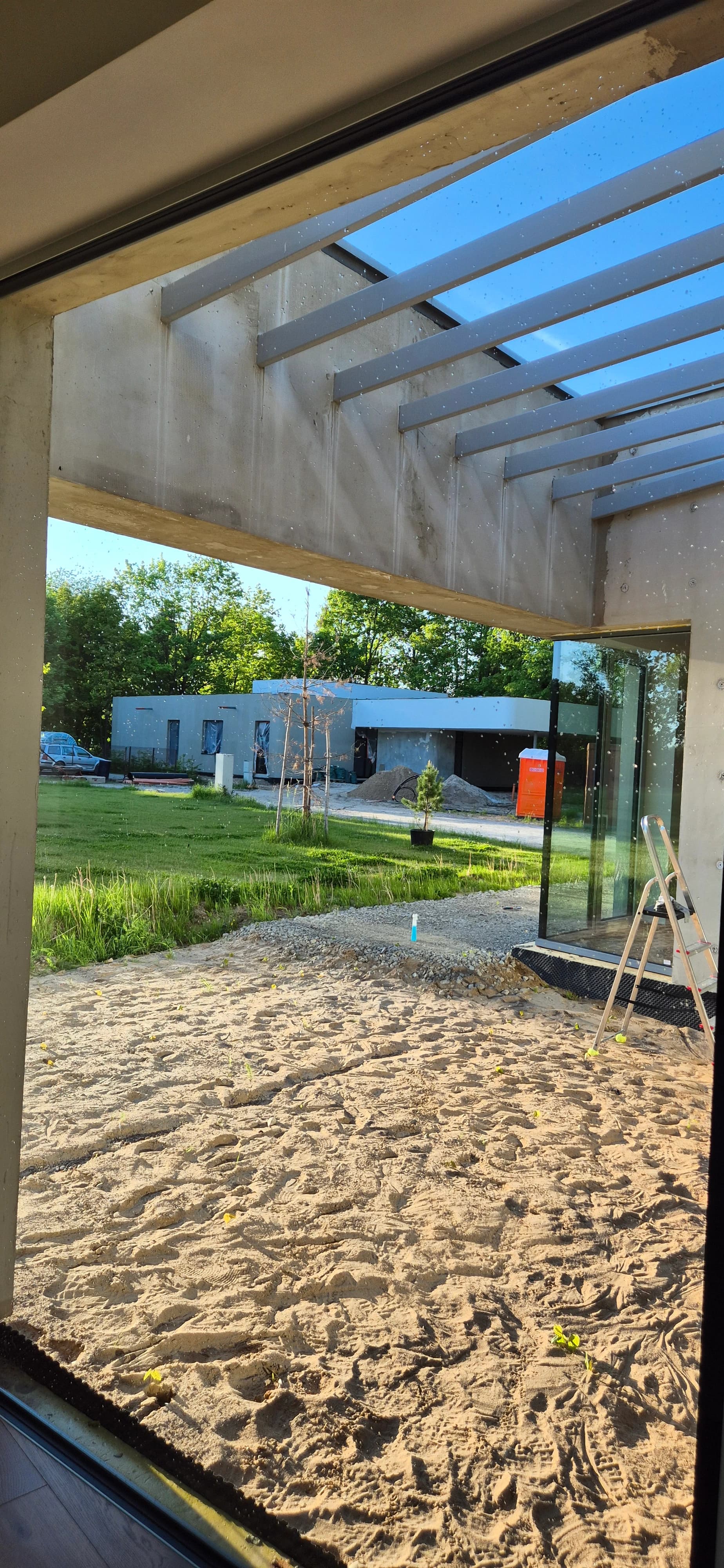 Glass roof and window cleaning at a house