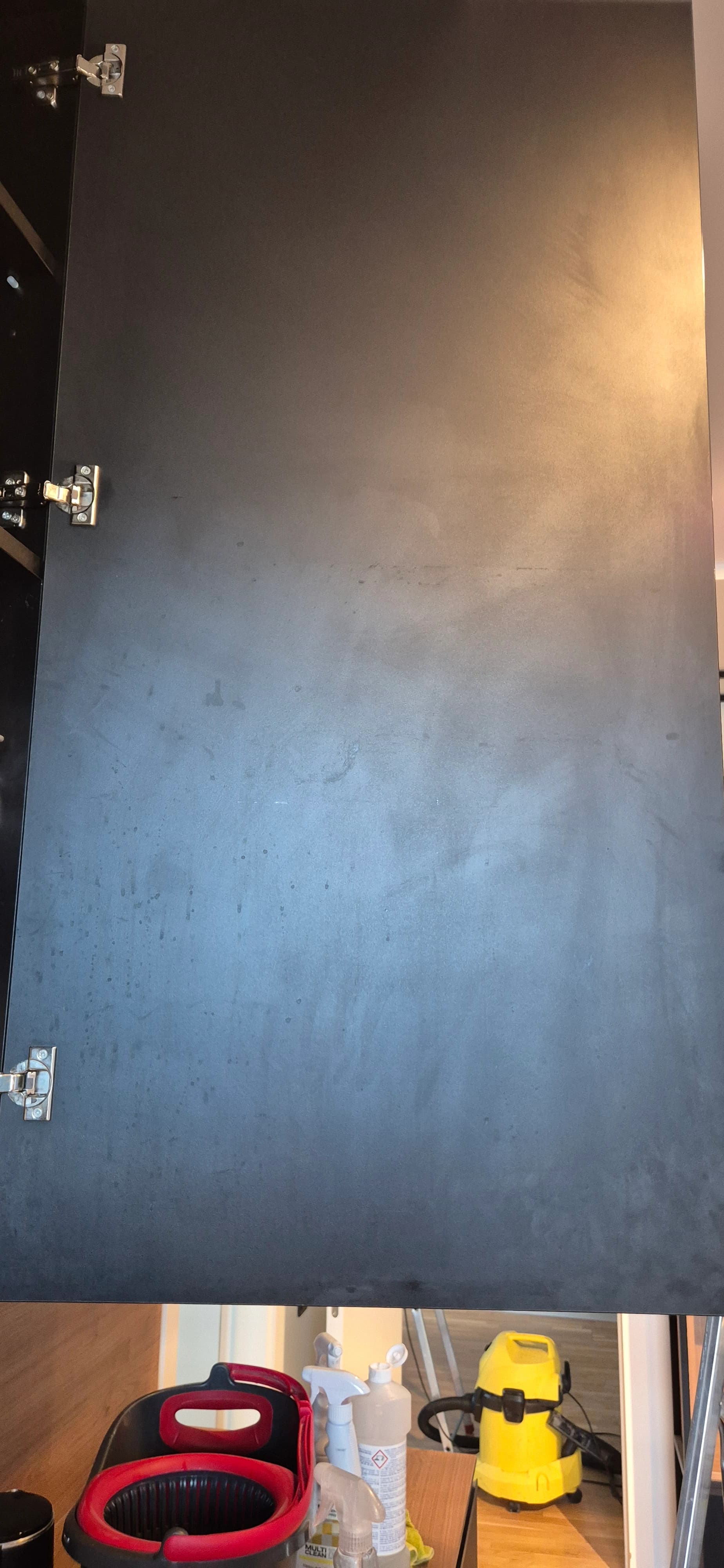 Deep cleaning of a luxury apartment