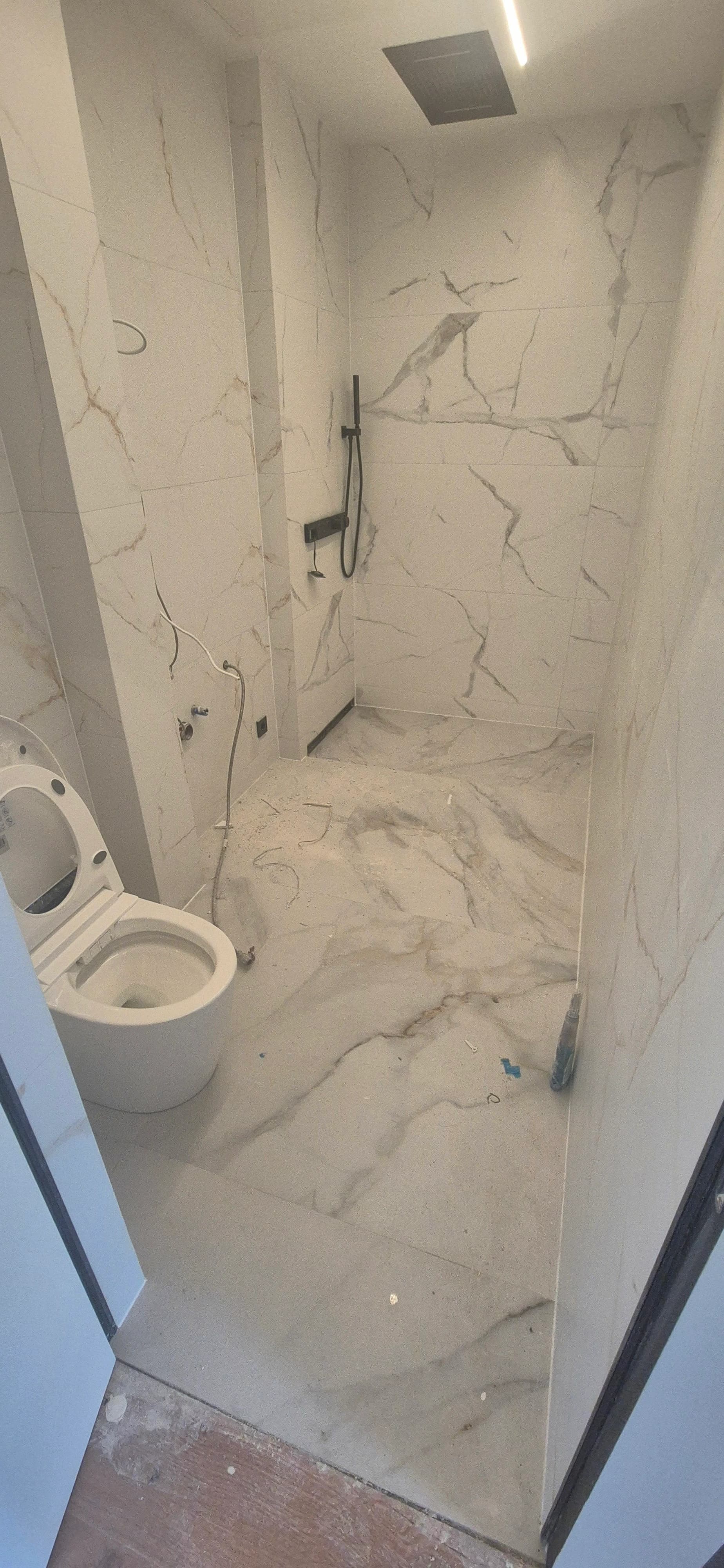 Luxury apartment cleaning after construction