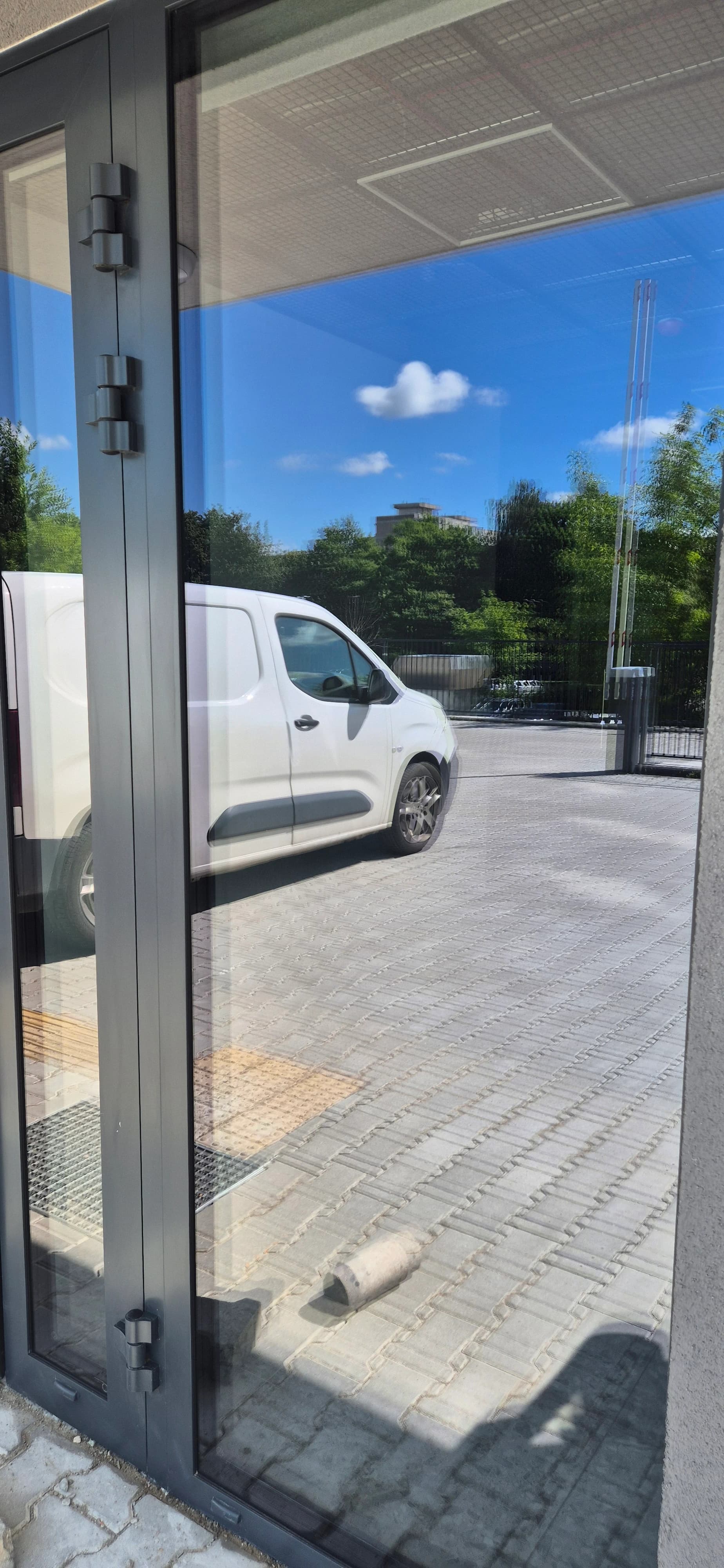 House window and glass roof cleaning