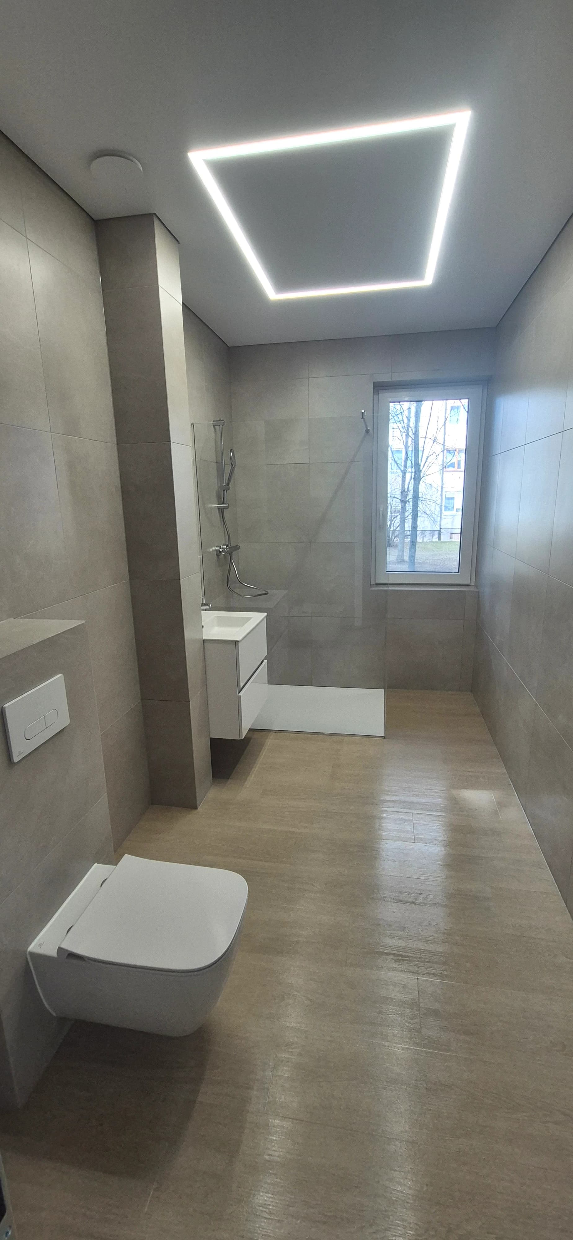 Apartment cleaning after construction