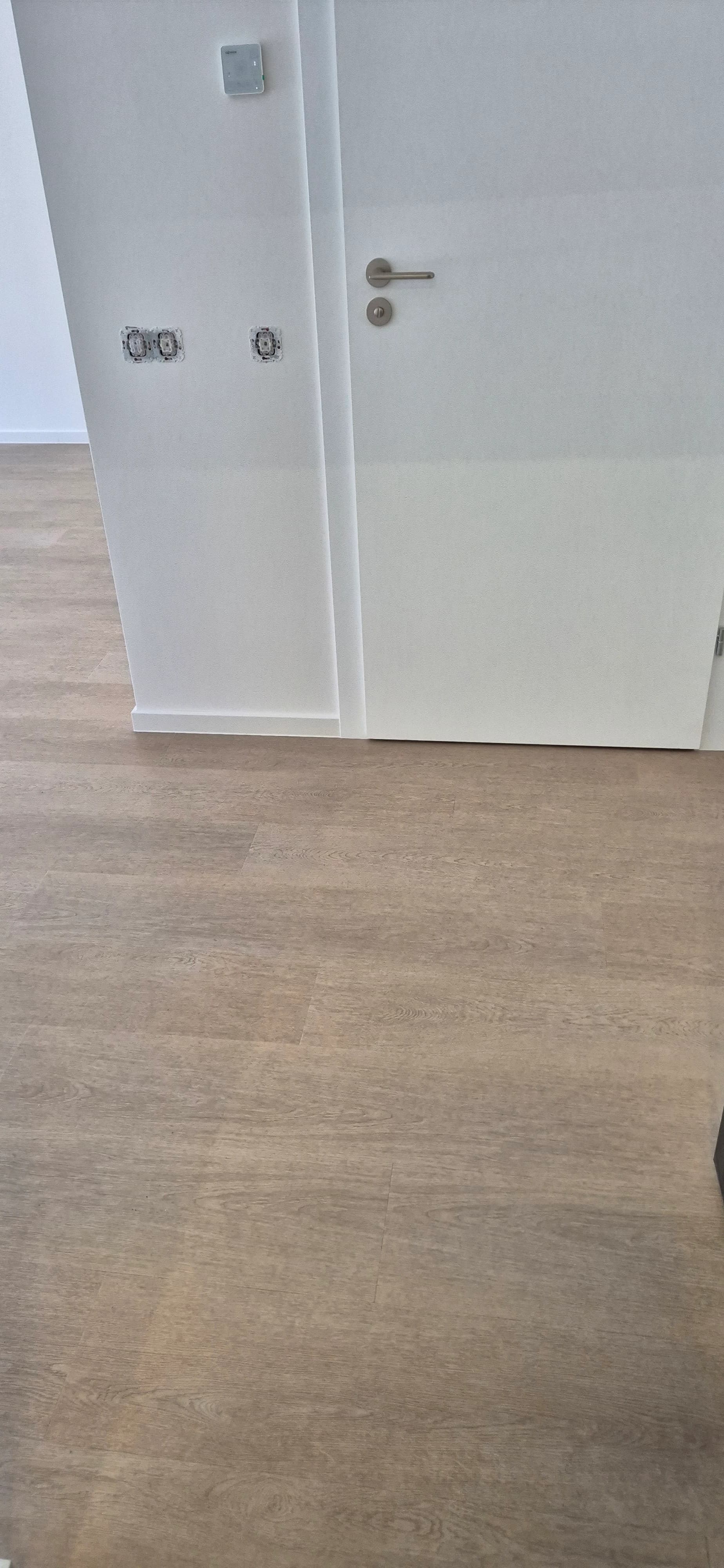 Cleaning of a newly built apartment