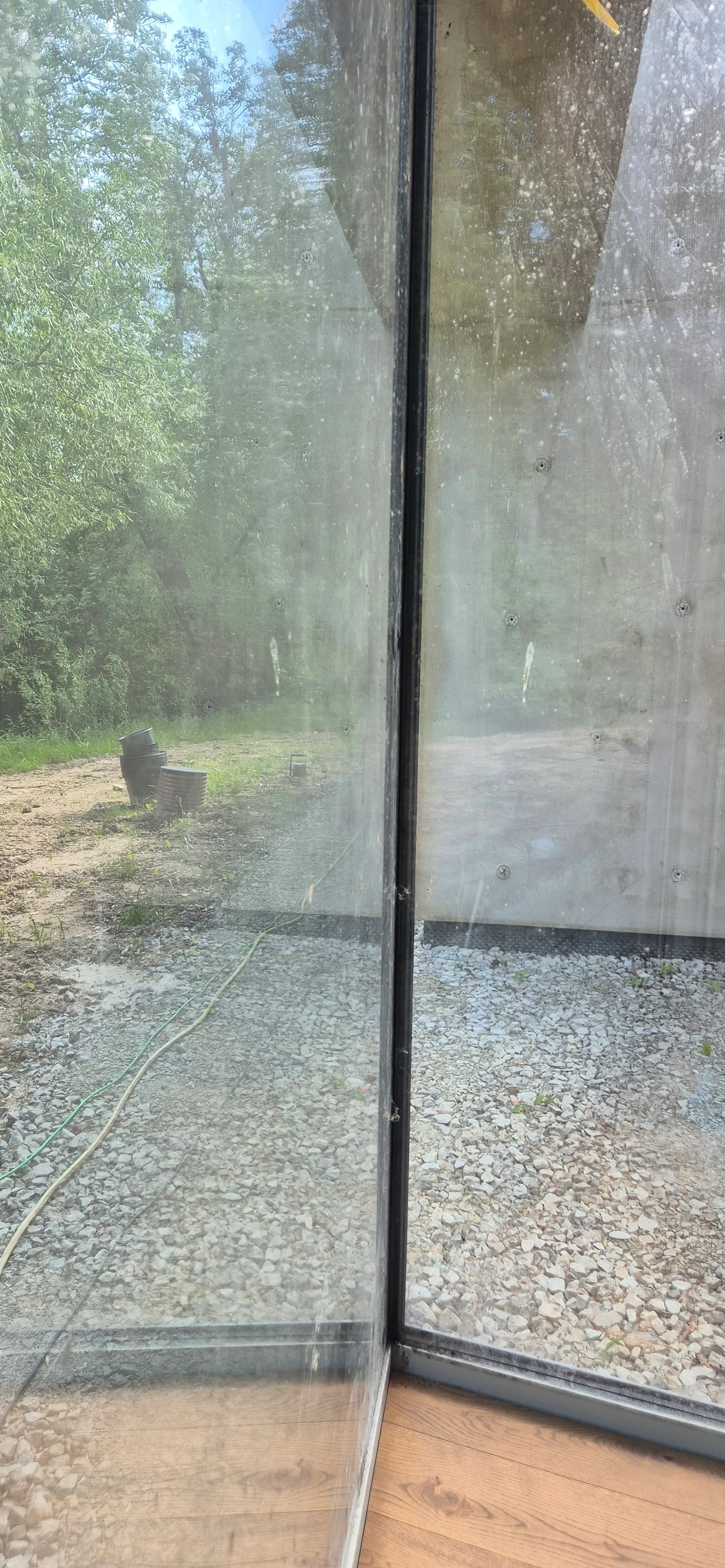 Glass roof and window cleaning at a house
