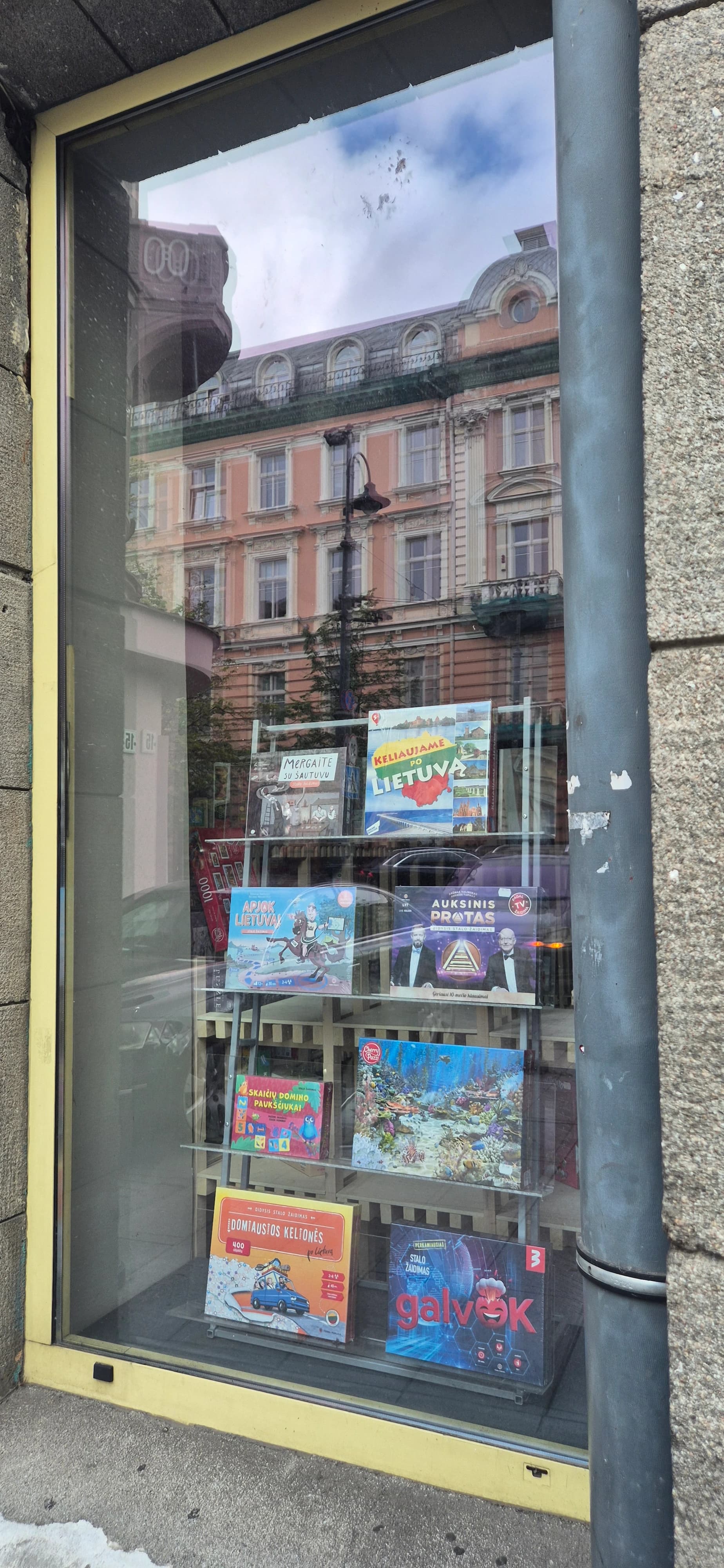 Bookstore window cleaning