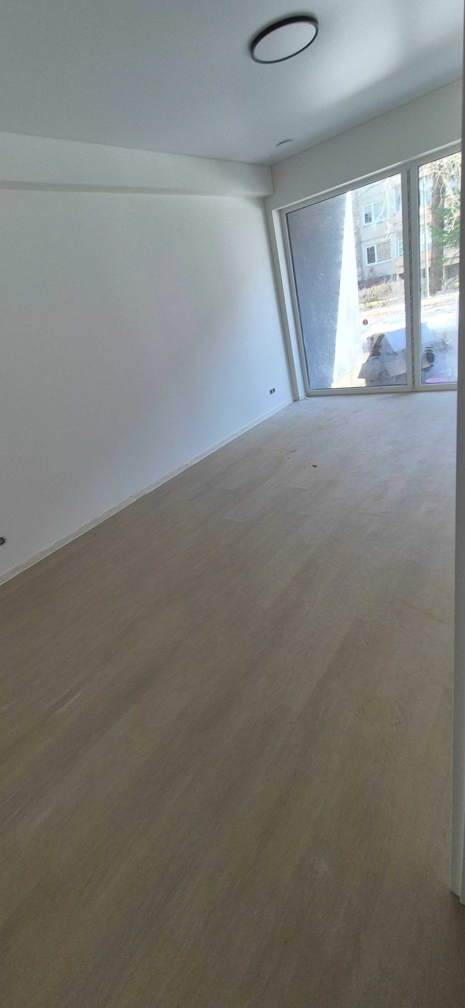 Cleaning of a newly built apartment