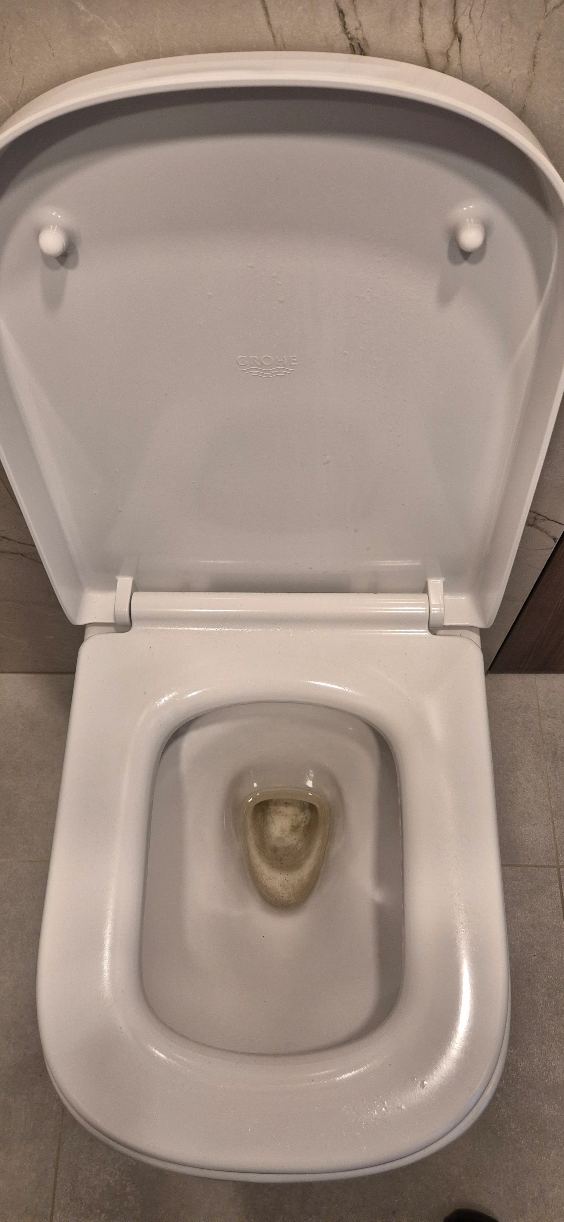 Apartment cleaning after construction (marble finishes)