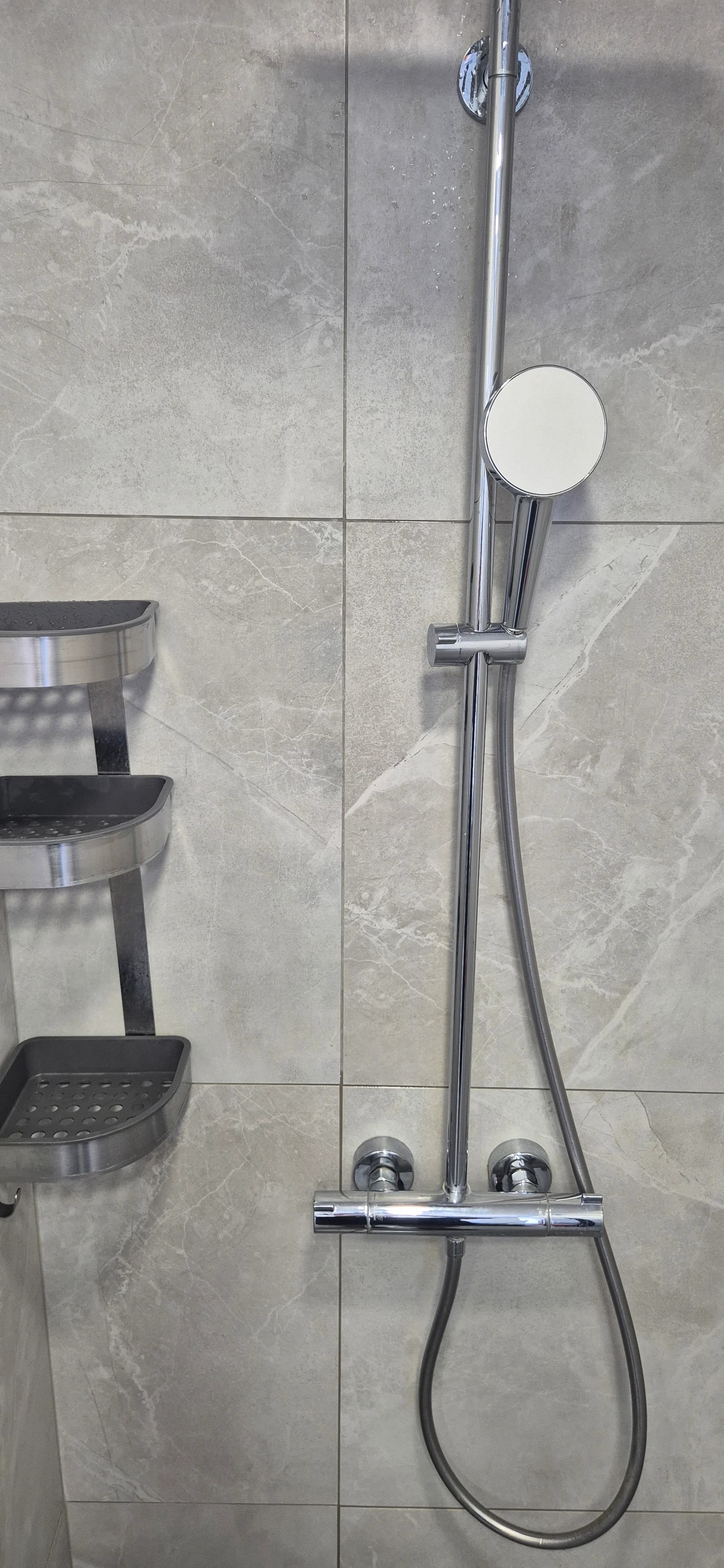 Appliance and bathroom cleaning