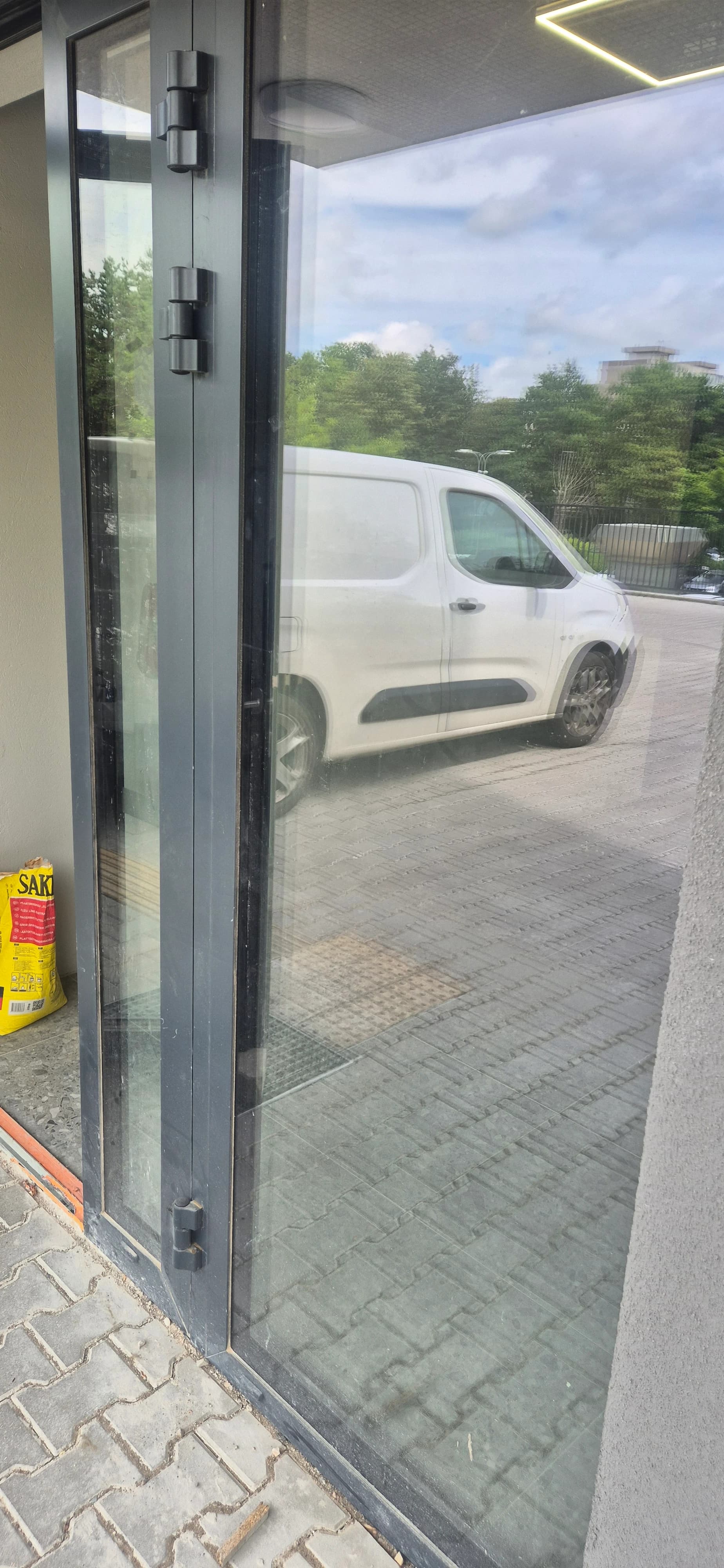House window and glass roof cleaning