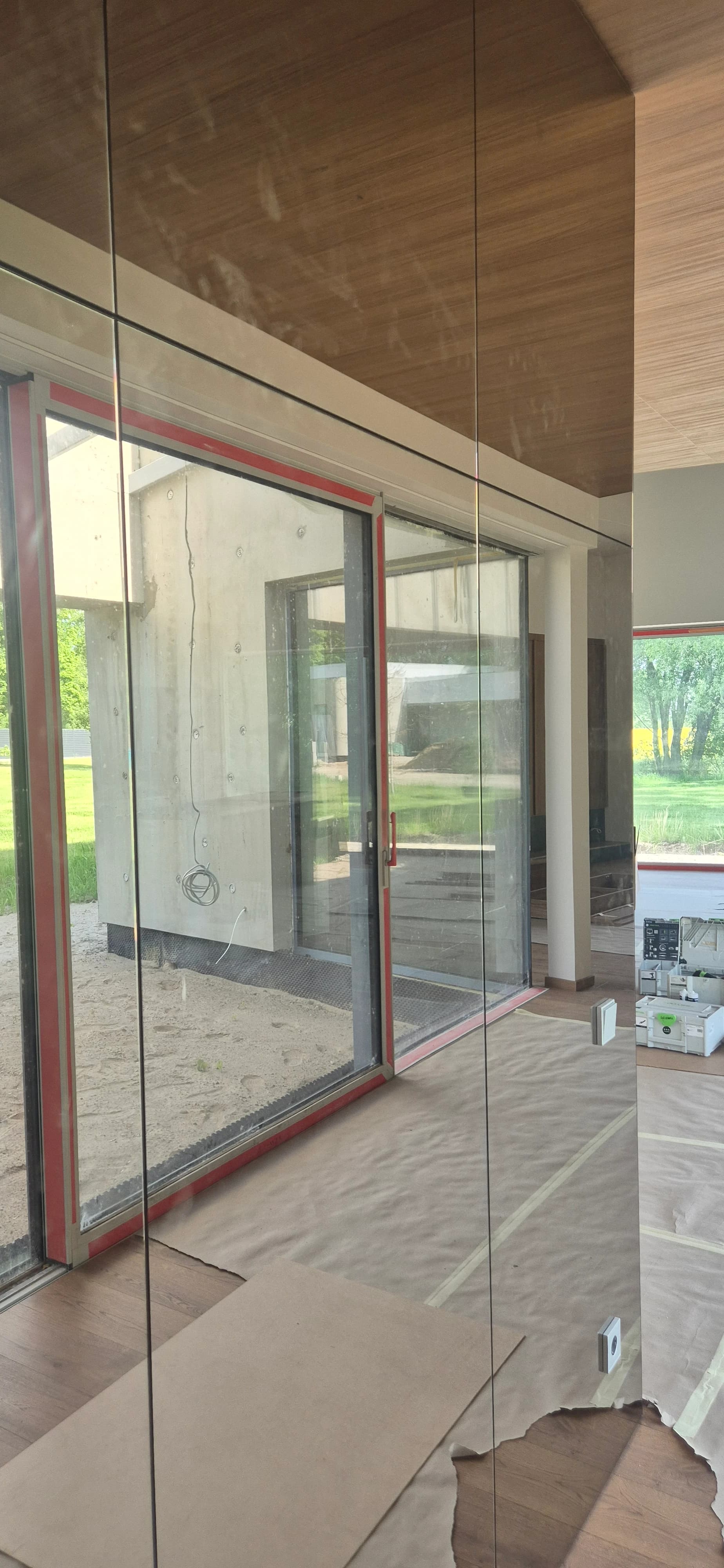 Glass roof and window cleaning at a house