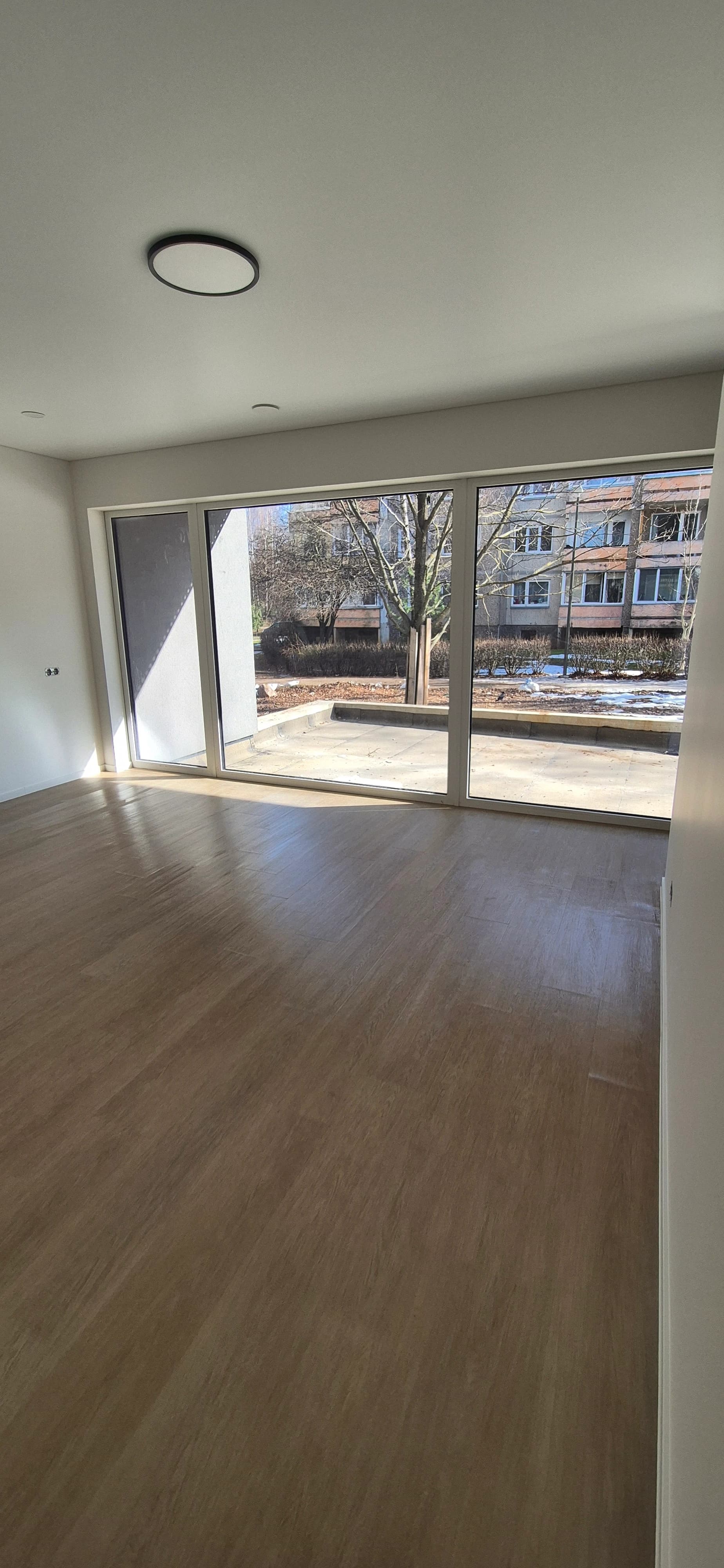 Cleaning of a newly built apartment