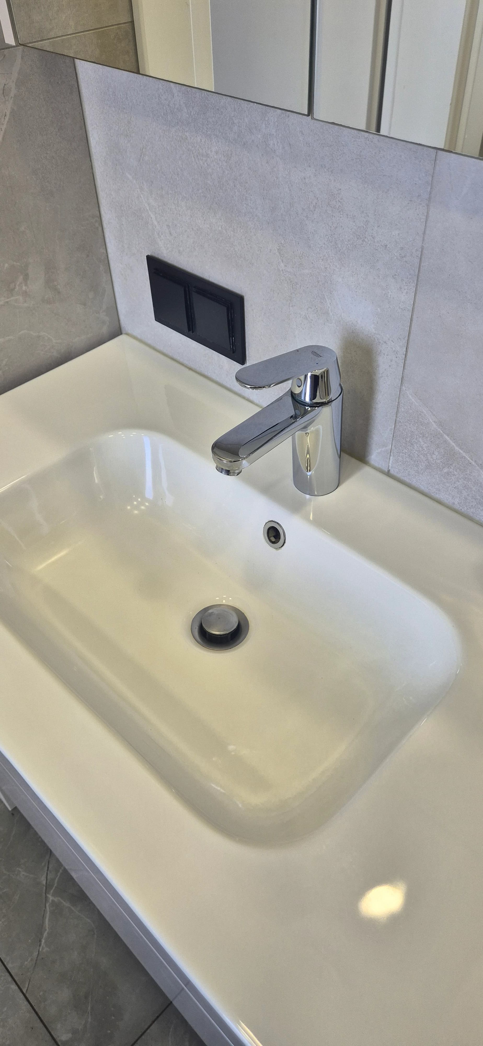 Appliance and bathroom cleaning