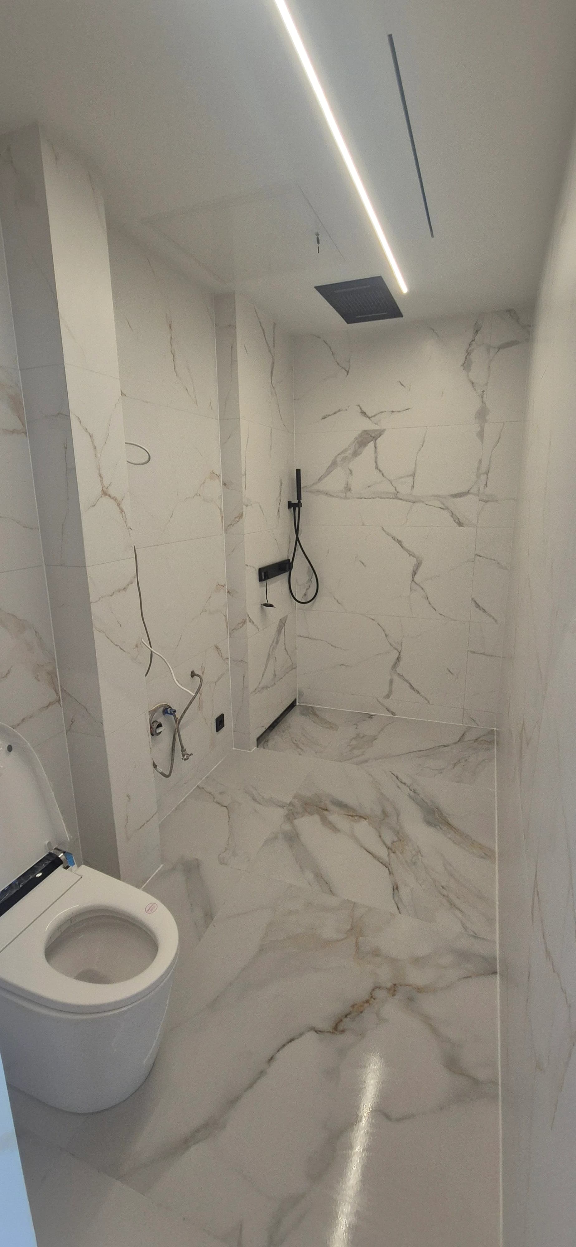 Luxury apartment cleaning after construction