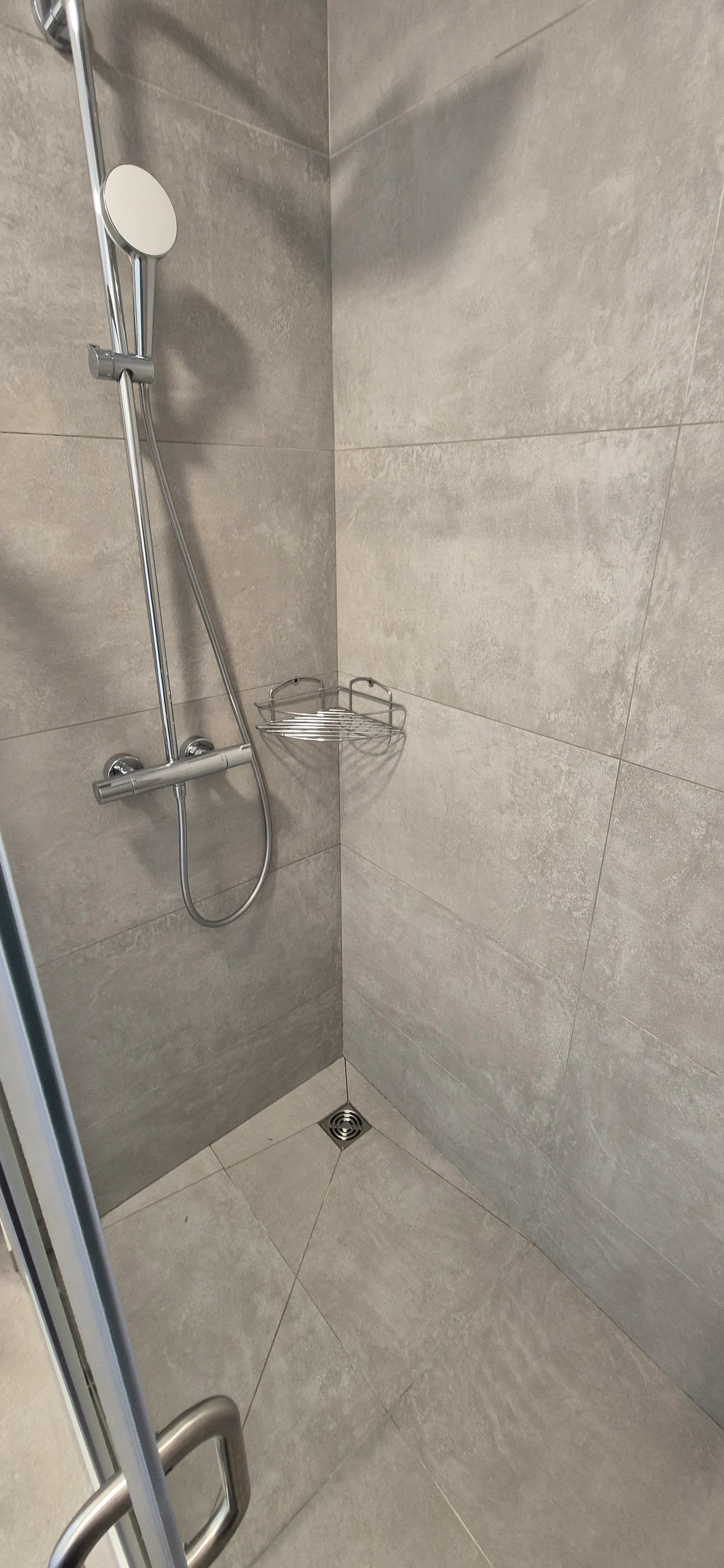 Bathroom cleaning
