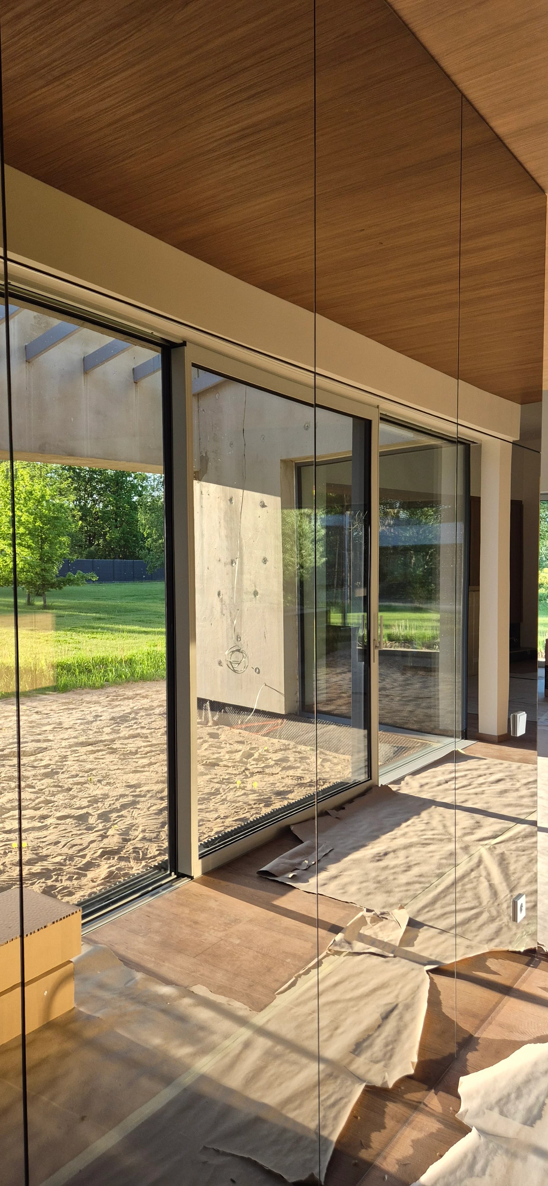 Glass roof and window cleaning at a house