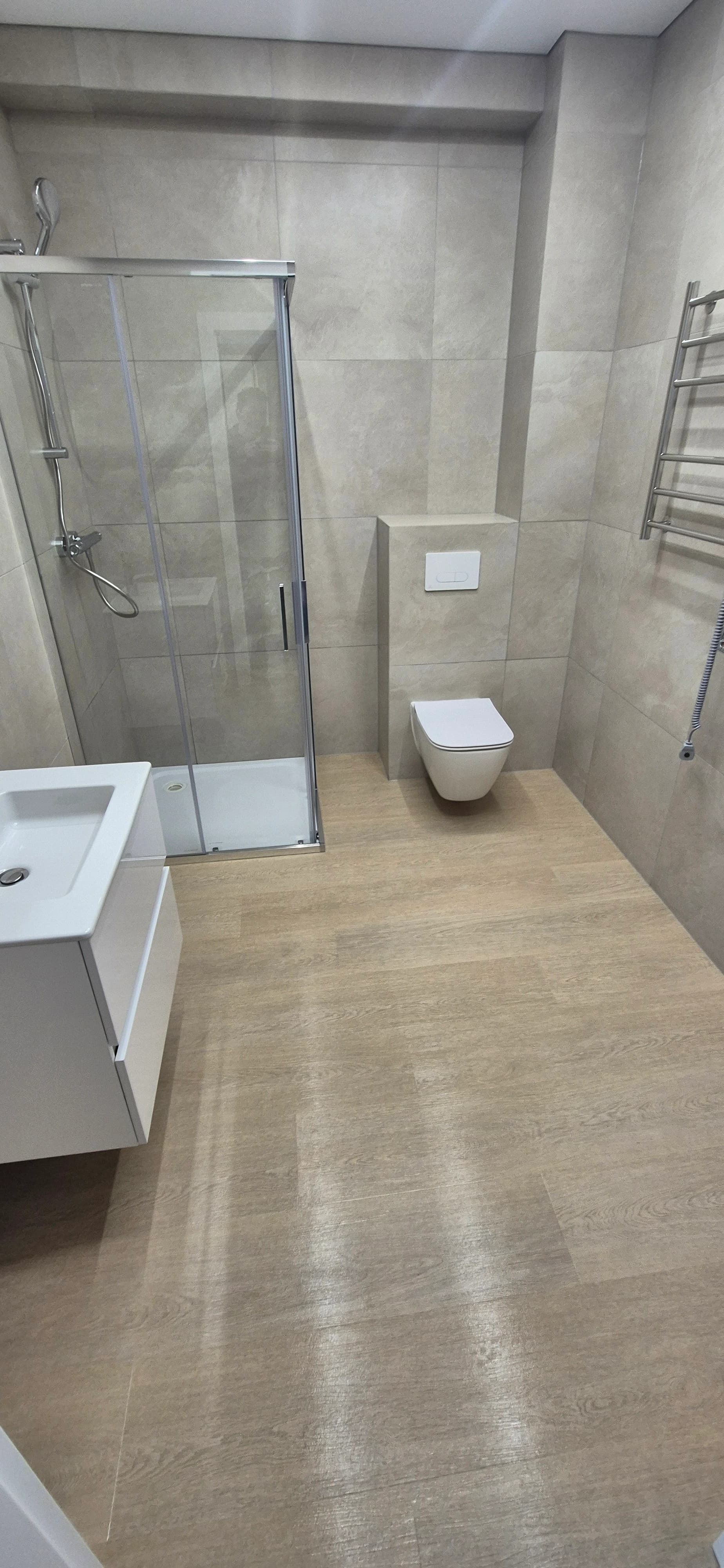 Apartment cleaning after construction