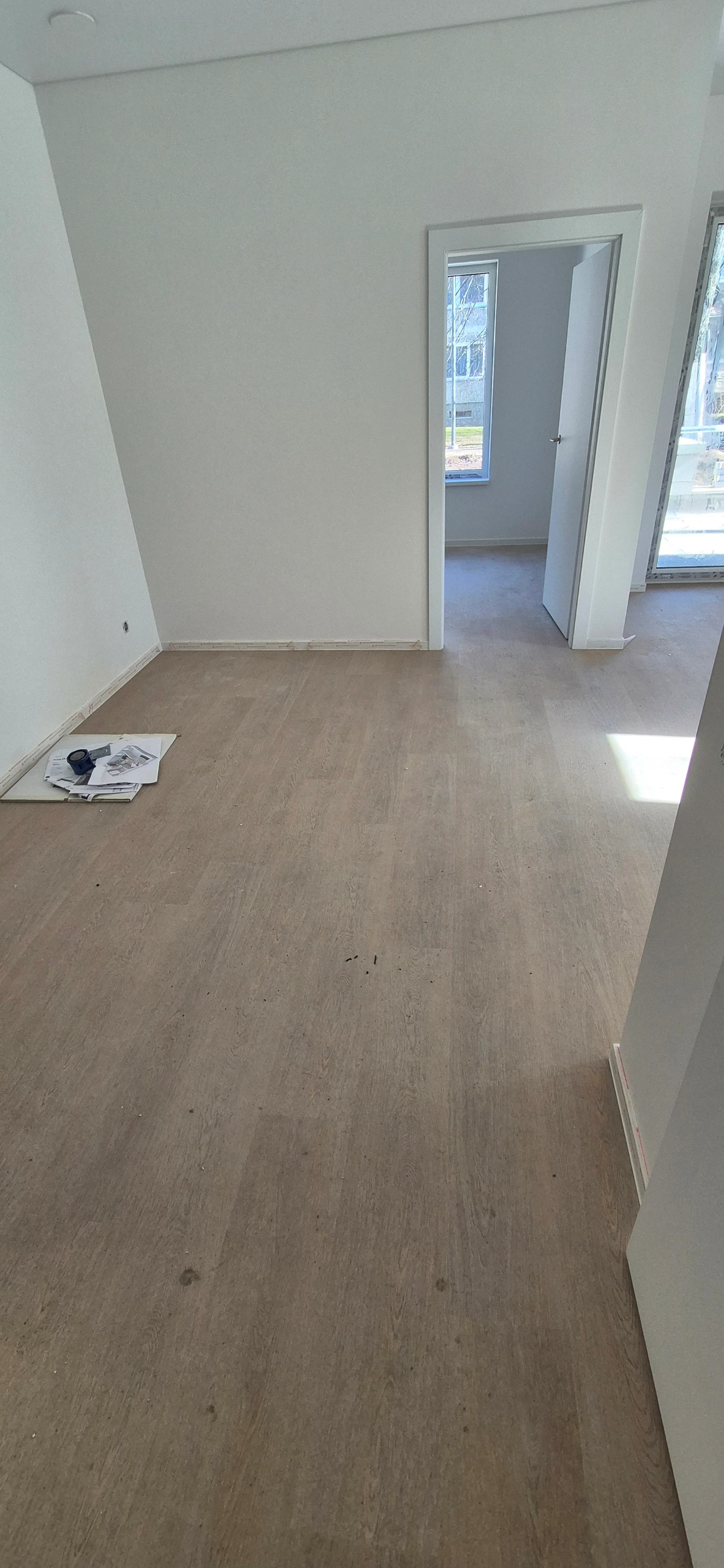 Cleaning of a newly built apartment